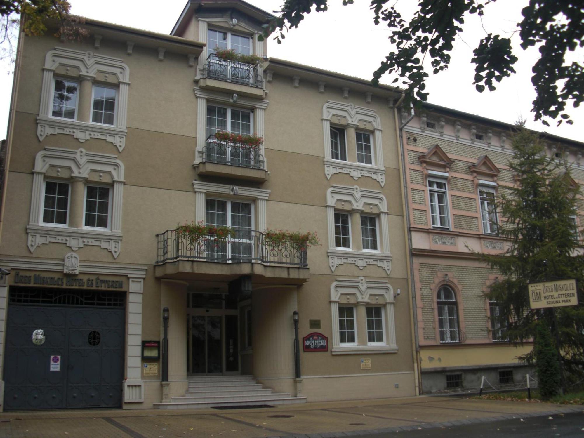 Oereg Miskolcz Hotel Экстерьер фото