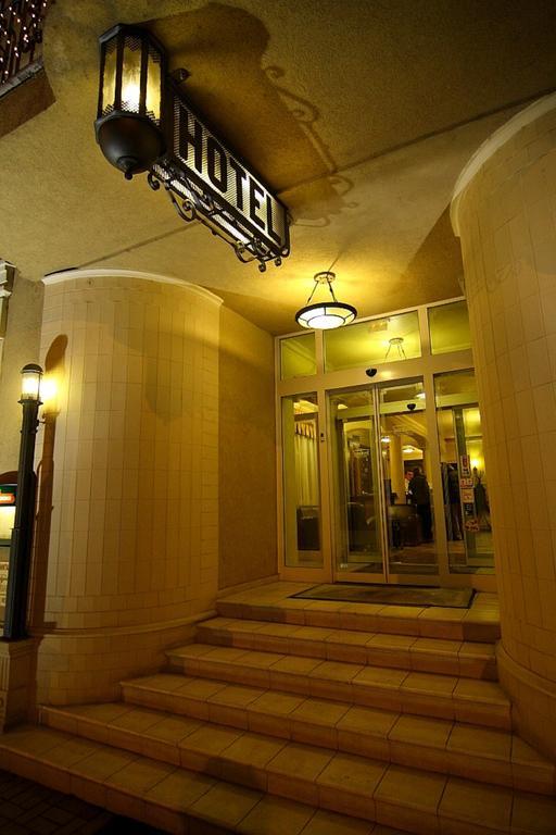 Oereg Miskolcz Hotel Экстерьер фото